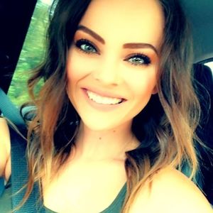 Meet your Posher, Cassie